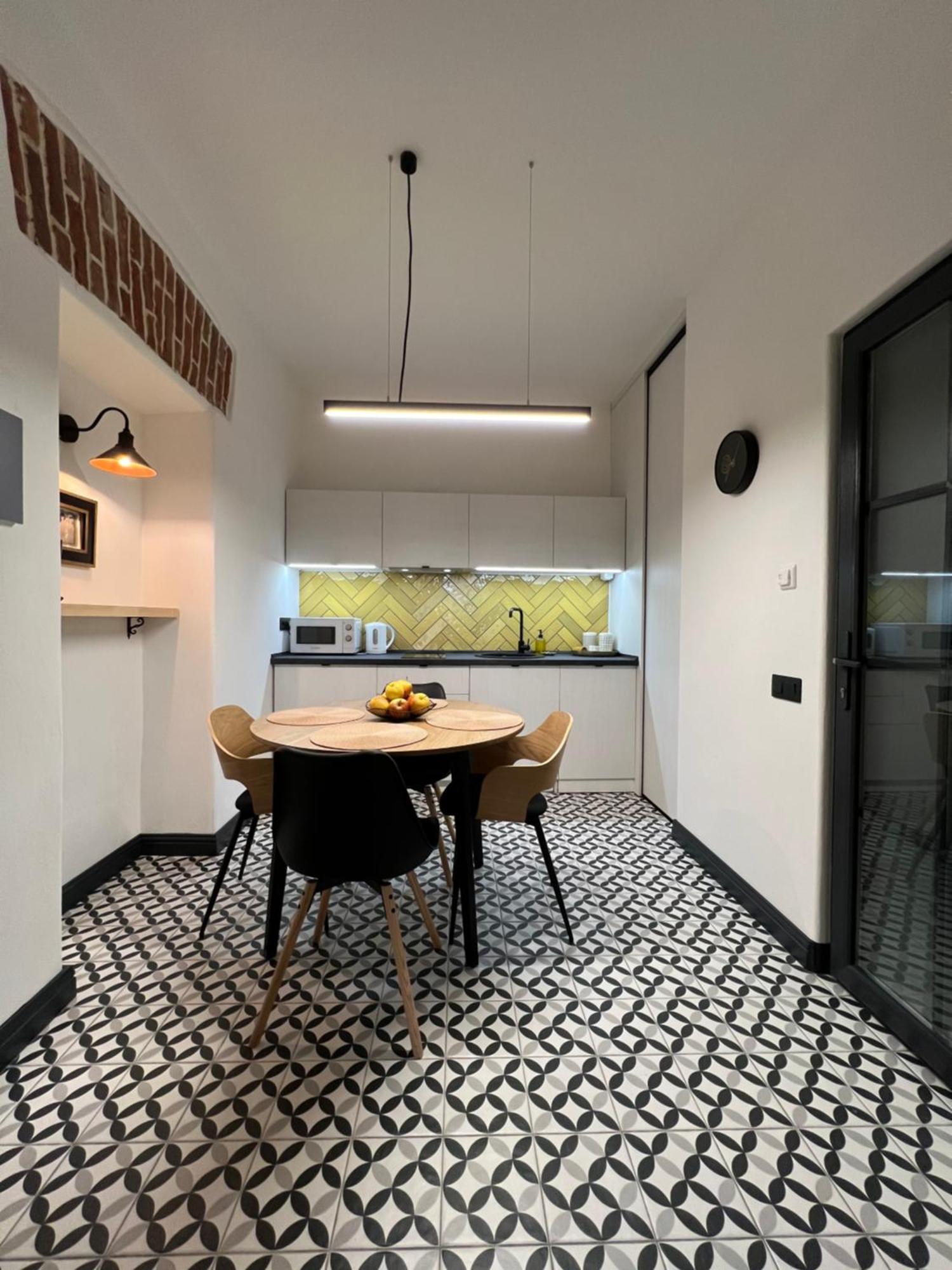 Art Apartment Glebova Λβιβ Εξωτερικό φωτογραφία